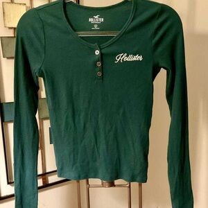 Hollister Forest Green Buttoned Long Sleeve Top